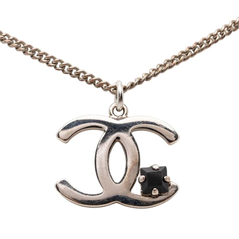 Chanel CC Brass Strass Pendant Necklace Silver Metal Very good condition - Back View
