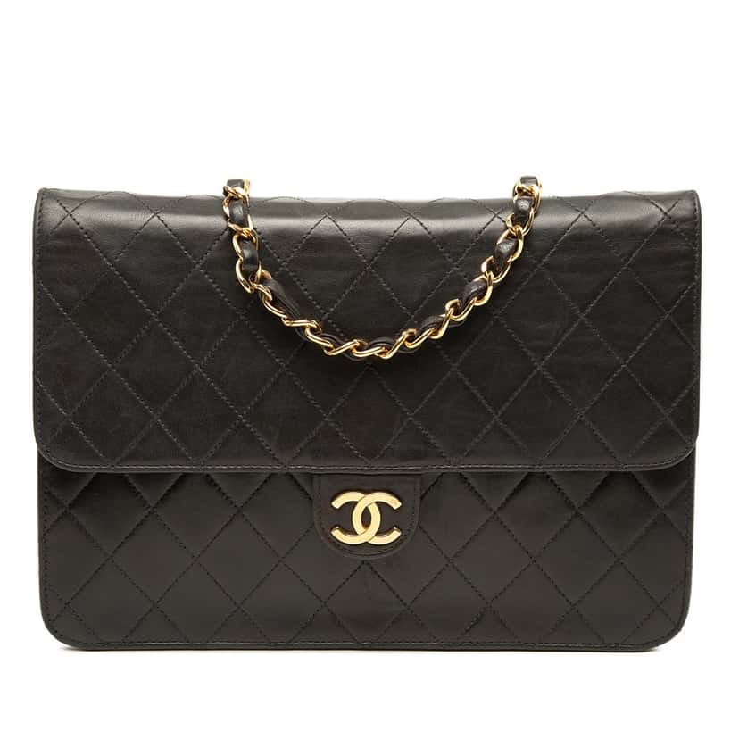 Chanel Medium CC Quilted Lambskin Single Flap Black Leather Very good condition - Front View