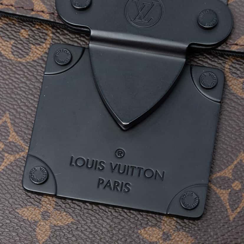 Louis Vuitton Monogram Macassar S Lock A4 Pouch Brown Very good condition - Box View