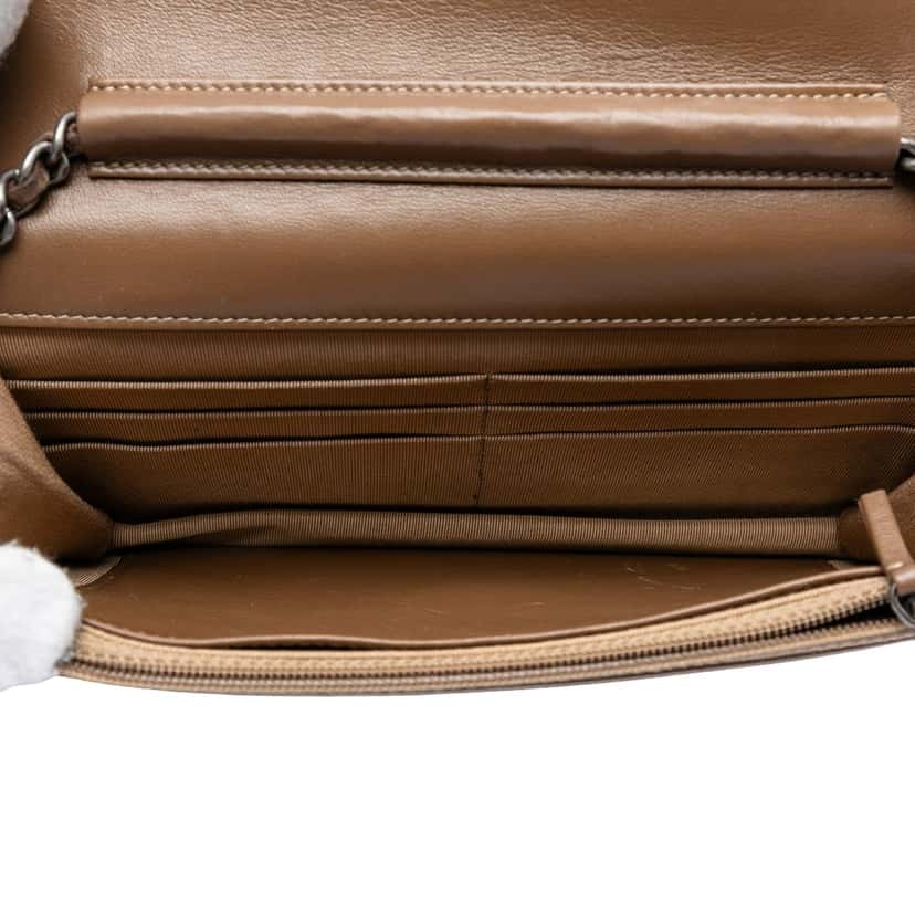 Chanel Quilted Metallic Aged Calfskin Reissue 2.55 Wallet on Chain Brown Leather Very good condition - Model View