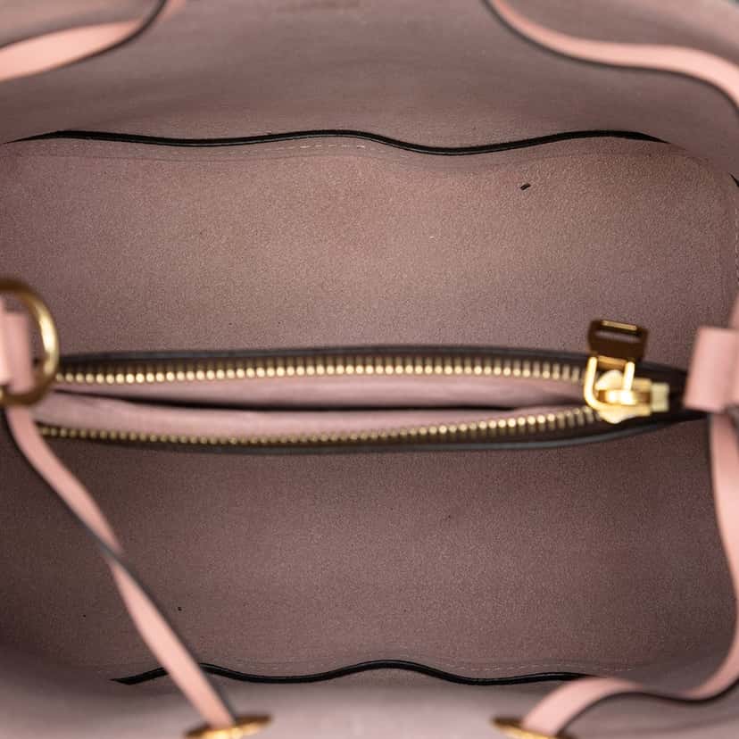 Louis Vuitton Monogram My LV World Tour Neonoe Brown Very good condition - Model View