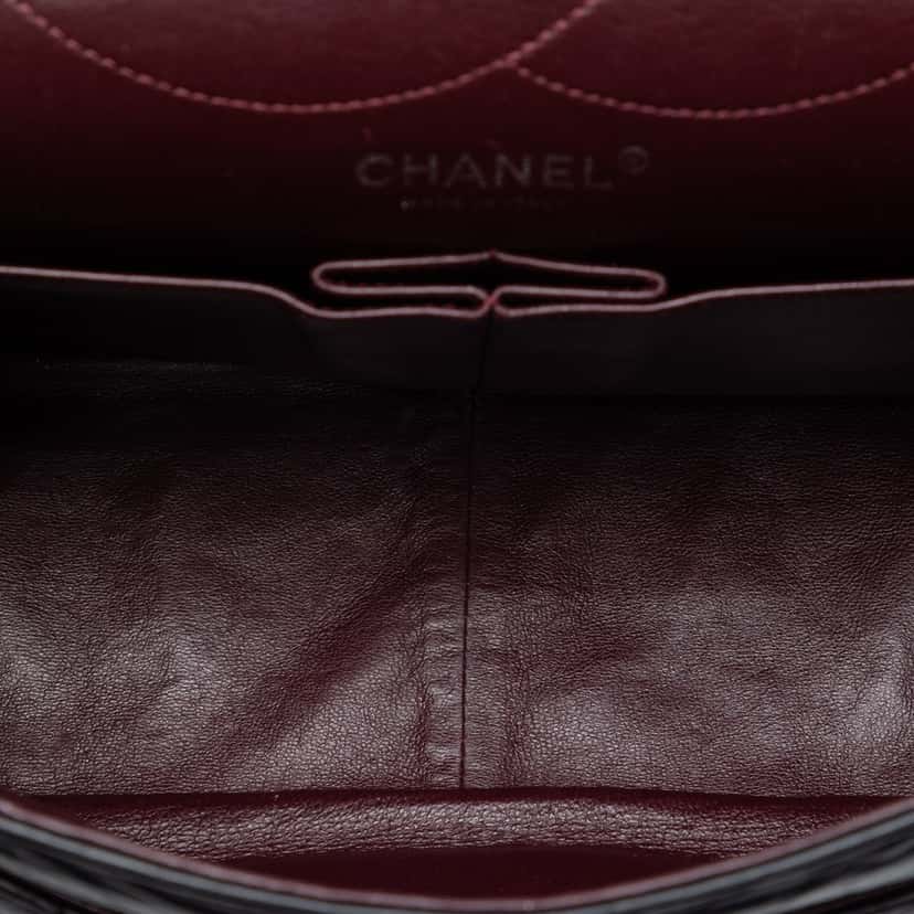 Chanel Quilted Aged Calfskin Reissue 2.55 Double Flap 227 Black Leather Very good condition - Model View