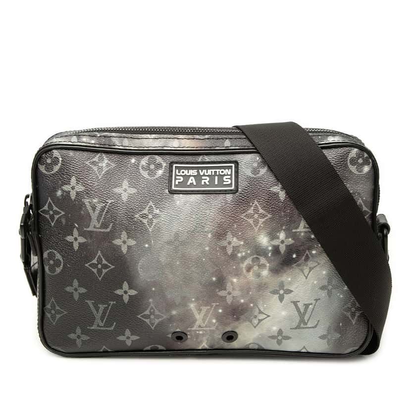 Louis Vuitton Monogram Galaxy Alpha Messenger Bag Black Very good condition - Front View