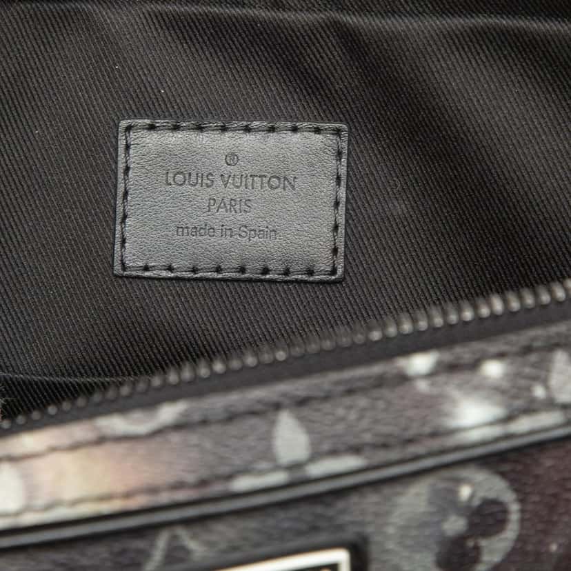 Louis Vuitton Monogram Galaxy Alpha Messenger Bag Black Very good condition - Box View