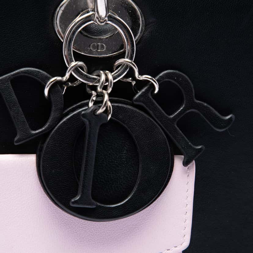 Dior Large Calfskin Pocket Tote Lady Dior Black Leather Very good condition - Box View