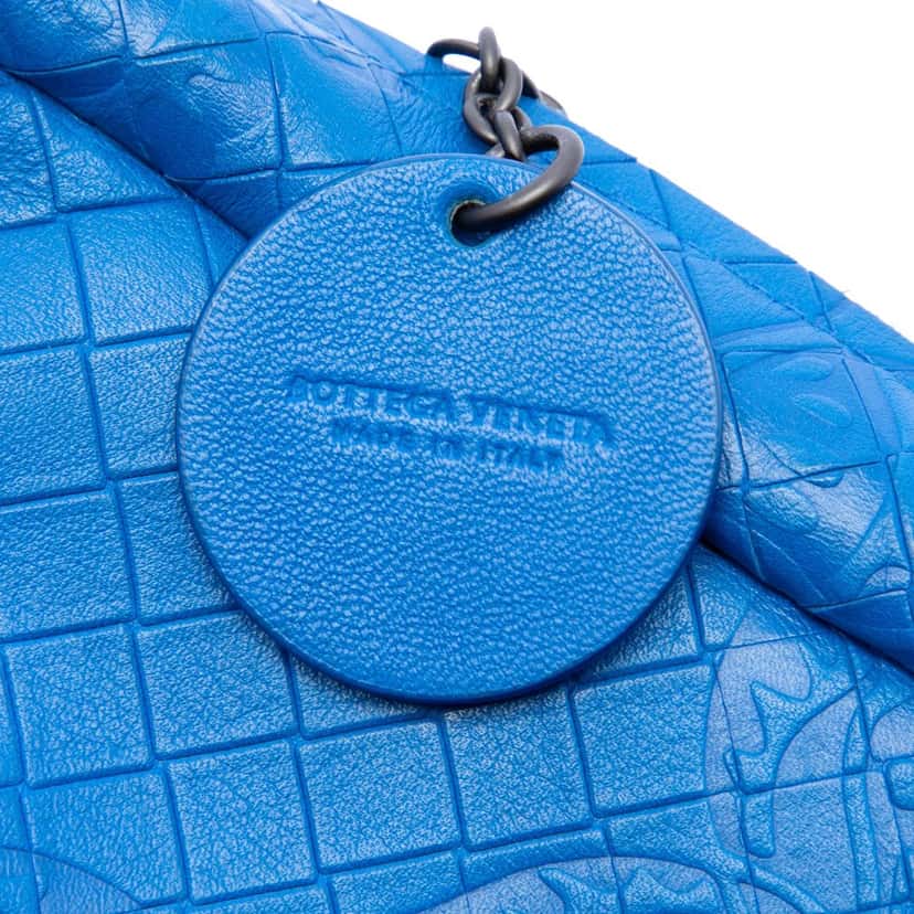 Bottega Veneta Small Calfskin Intrecciomirage Embossed Butterfly Chain Crossbody Blue Leather Very good condition - Box View