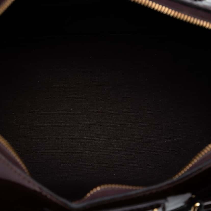 Louis Vuitton Monogram Vernis Montana Purple Leather Very good condition - Model View
