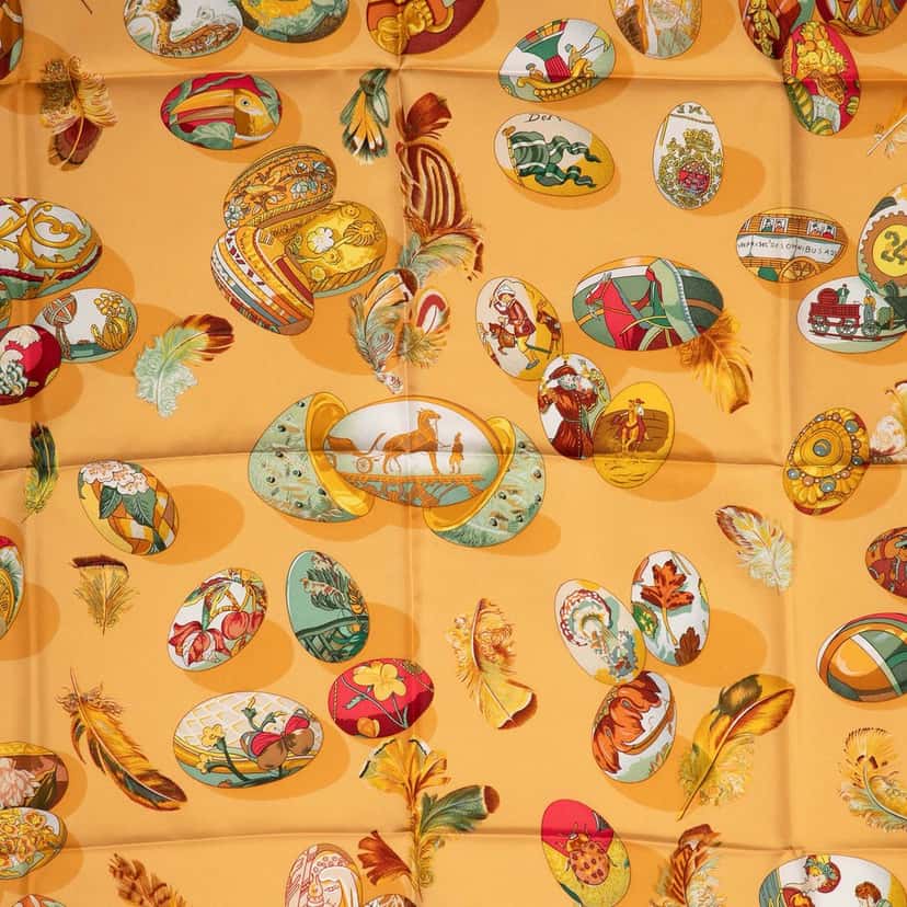Hermès Couvee d Hermes Silk Scarf 90 Orange Very good condition - Back View