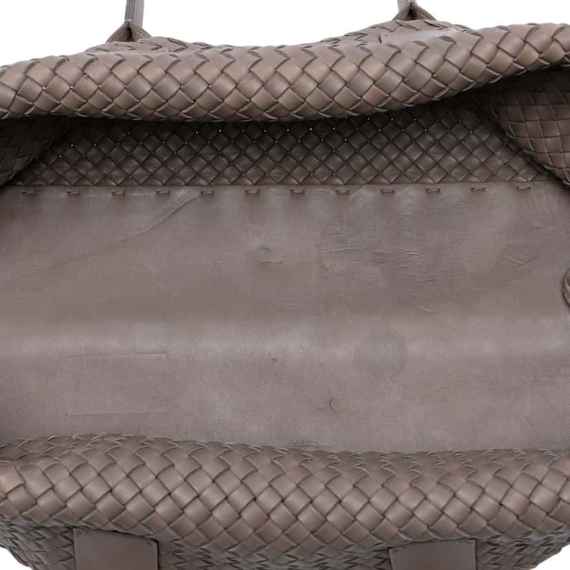Bottega Veneta Large Lambskin Intreccio Cabat Tote Brown Leather Very good condition - Model View