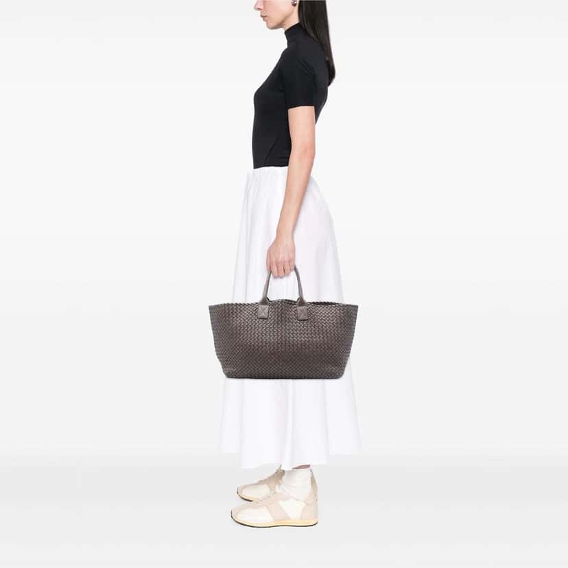 Bottega Veneta Large Lambskin Intreccio Cabat Tote Brown Leather Very good condition - Box View