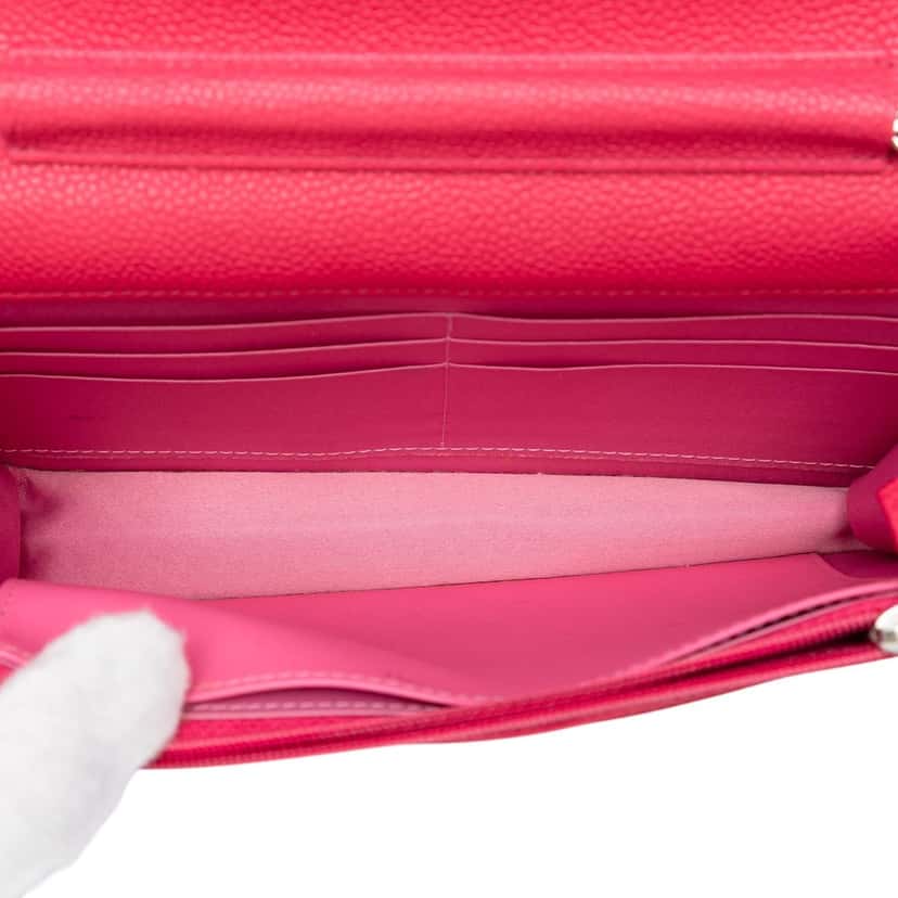 Chanel Caviar Bicolor CC Wallet On Chain Pink Leather Very good condition - Model View