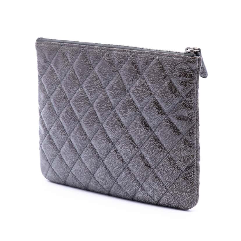 Chanel Small Quilted Crinkled Patent O Case Clutch Other Leather Very good condition - Back View