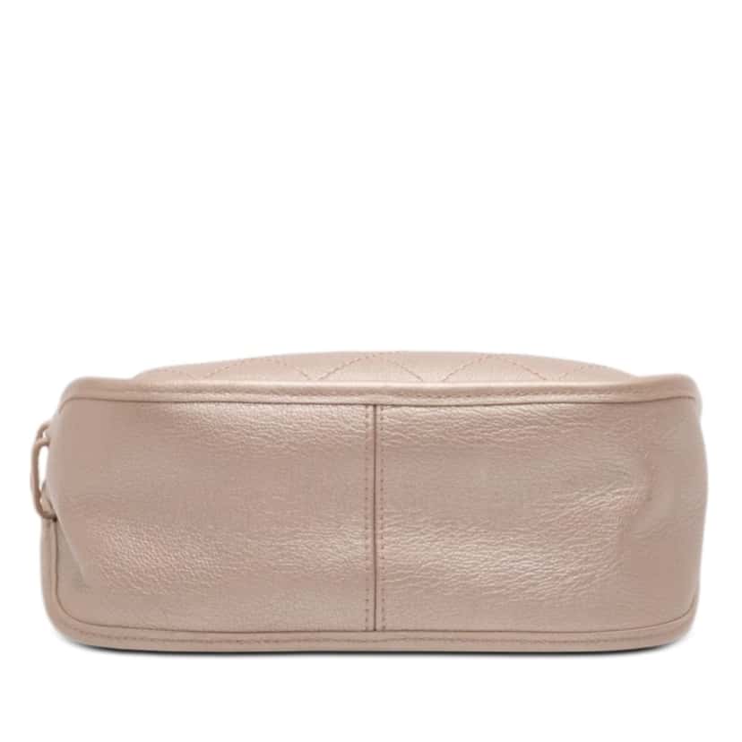 Chanel Small Quilted Metallic Calfskin Jungle Stroll Hobo Pink Leather Very good condition - Inside View