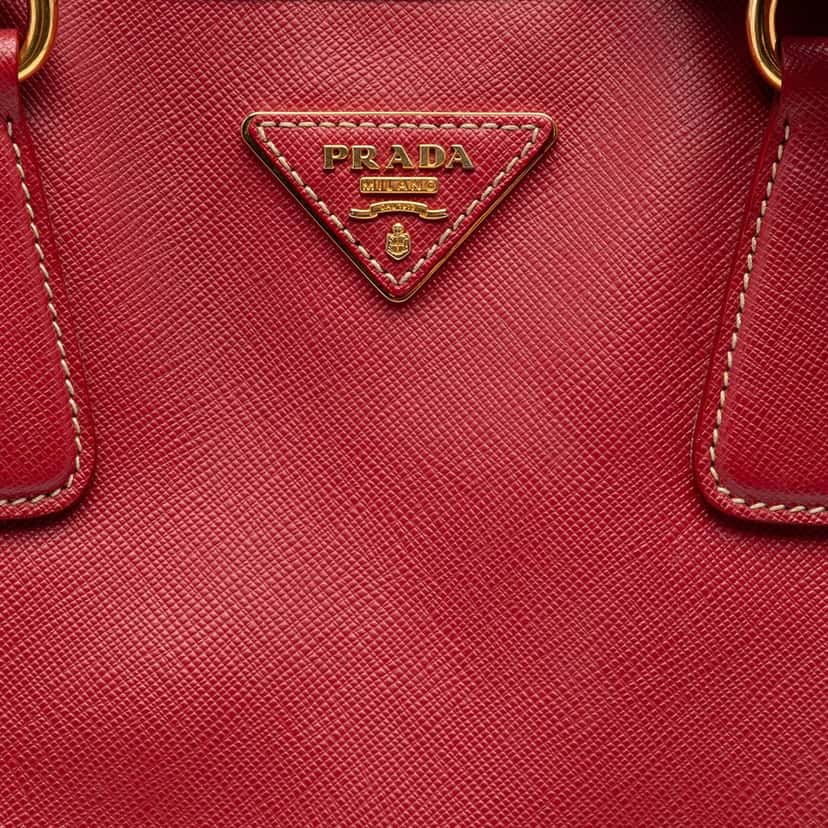 Prada Saffiano Lux Shopping Tote Red Leather Very good condition - Box View