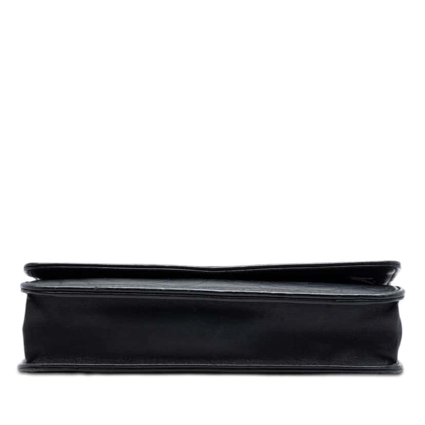 Chanel CC Embossed Lambskin Camellia Wallet On Chain Black Leather Very good condition - Inside View
