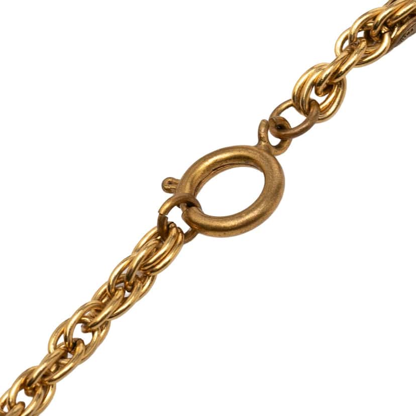 Chanel CC Gold Plated Round Pendant Necklace Gold Metal Very good condition - Box View