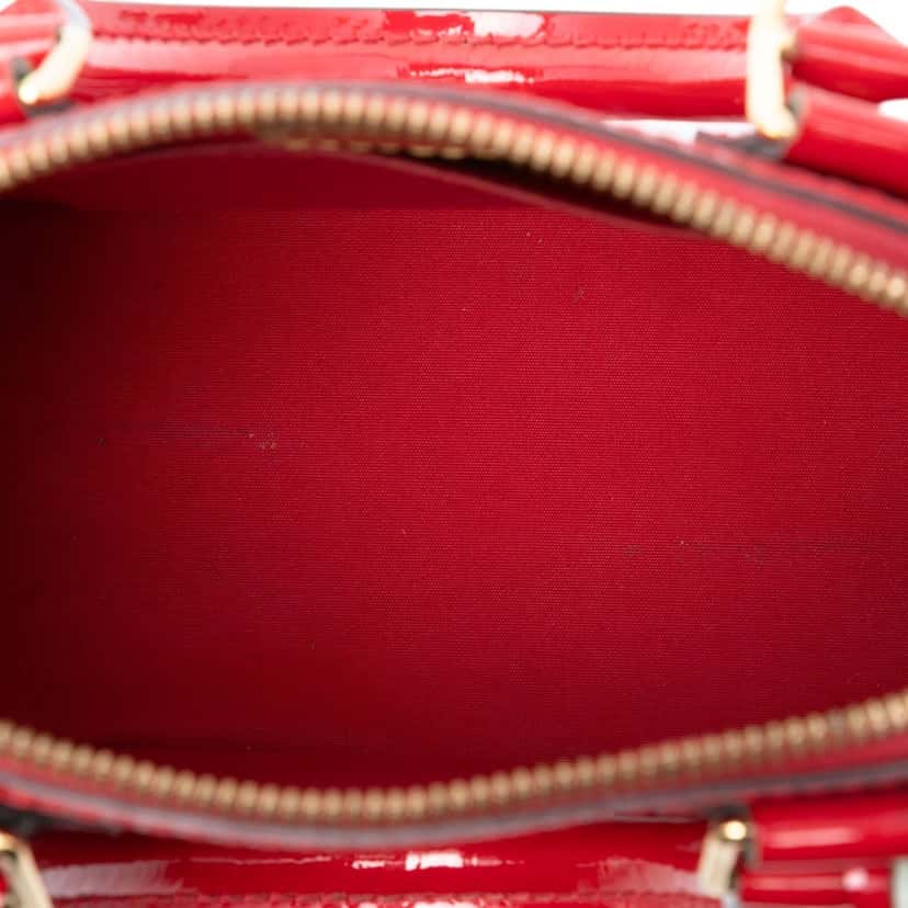 Louis Vuitton Monogram Vernis Alma BB Red Leather Very good condition - Model View