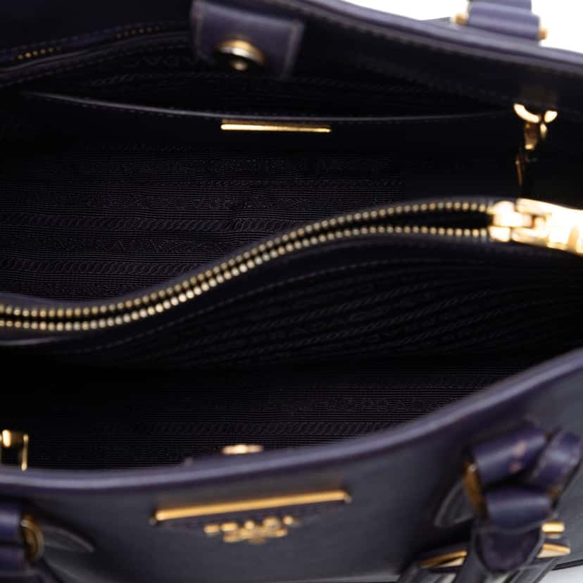 Prada Medium Saffiano Lux Open Promenade Satchel Purple Leather Very good condition - Model View