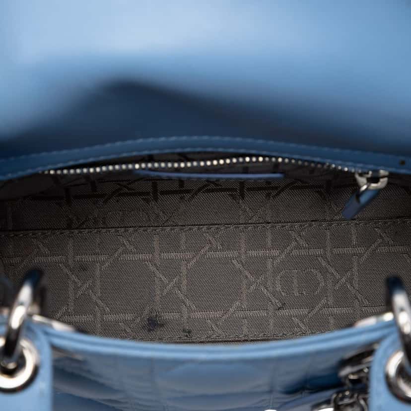 Dior Mini Lambskin Cannage Lady Dior Blue Leather Very good condition - Model View