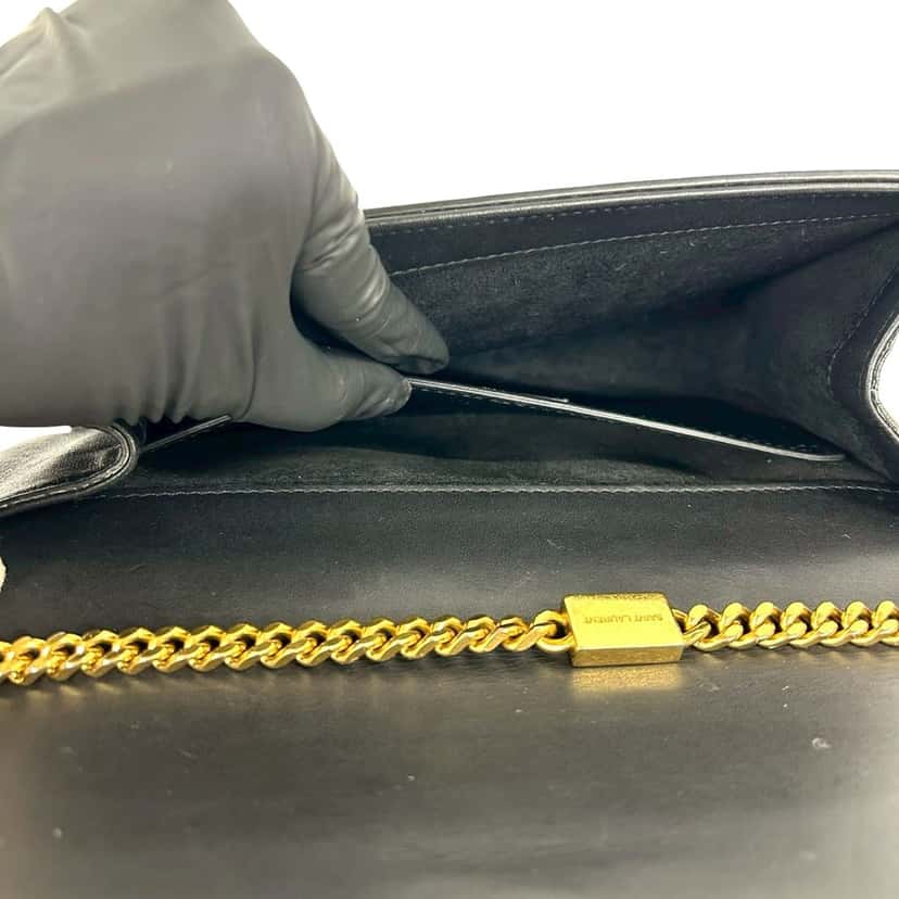 Saint Laurent Medium Smooth Calfskin Classic Monogram Kate Tassel Crossbody Black Leather Very good condition - Model View