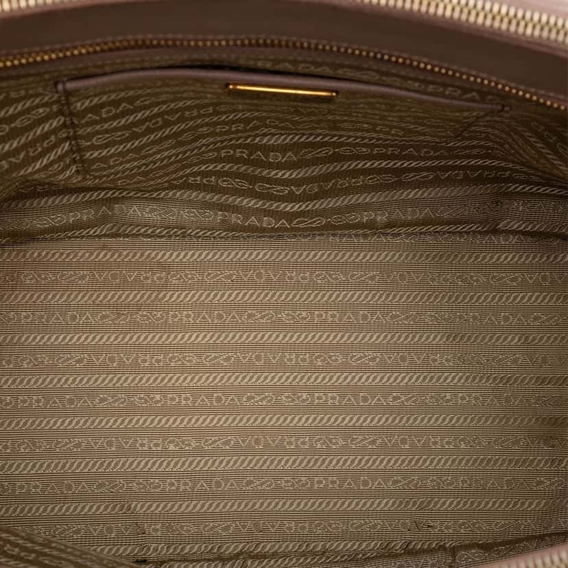 Prada Medium Saffiano Lux Galleria Double Zip Tote Brown Leather Very good condition - Model View