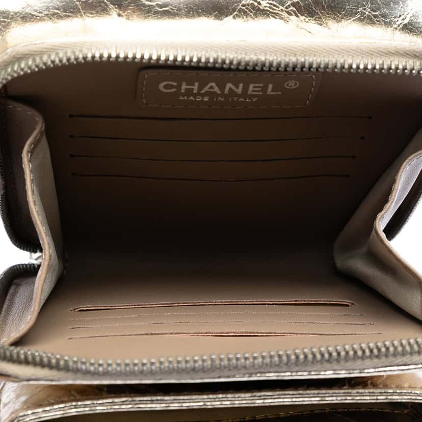Chanel Quilted Metallic Aged Calfskin Clams Wallet on Chain Gold Leather Very good condition - Model View