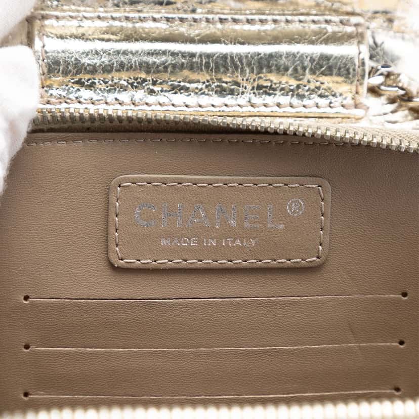 Chanel Quilted Metallic Aged Calfskin Clams Wallet on Chain Gold Leather Very good condition - Box View