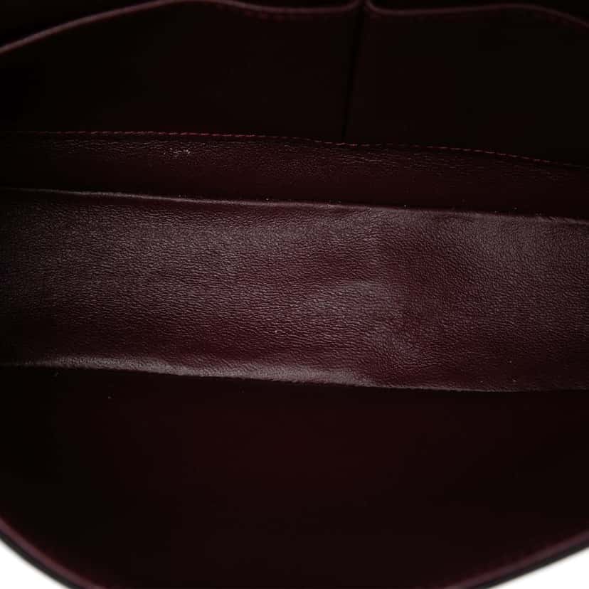 Chanel Medium Classic Lambskin Double Flap Black Leather Very good condition - Model View