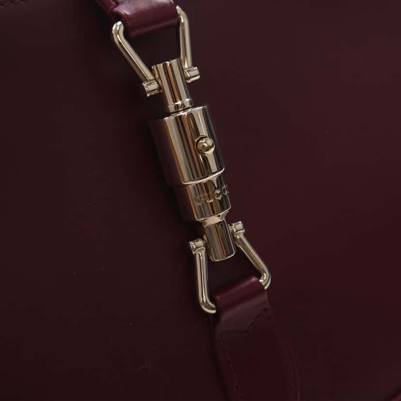 Gucci Medium Grained Calfskin Jackie 1961 Crossbody Red Leather Very good condition - Box View