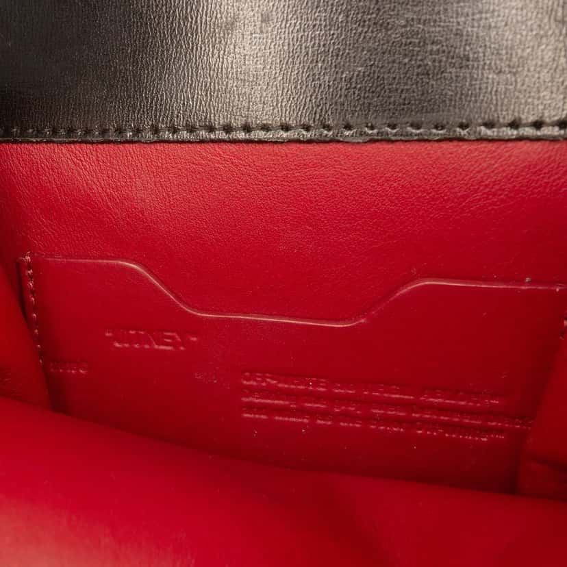 Off-White Glazed Calfskin Cash Inside Jitney 0.7 Bag Black Leather Very good condition - Box View