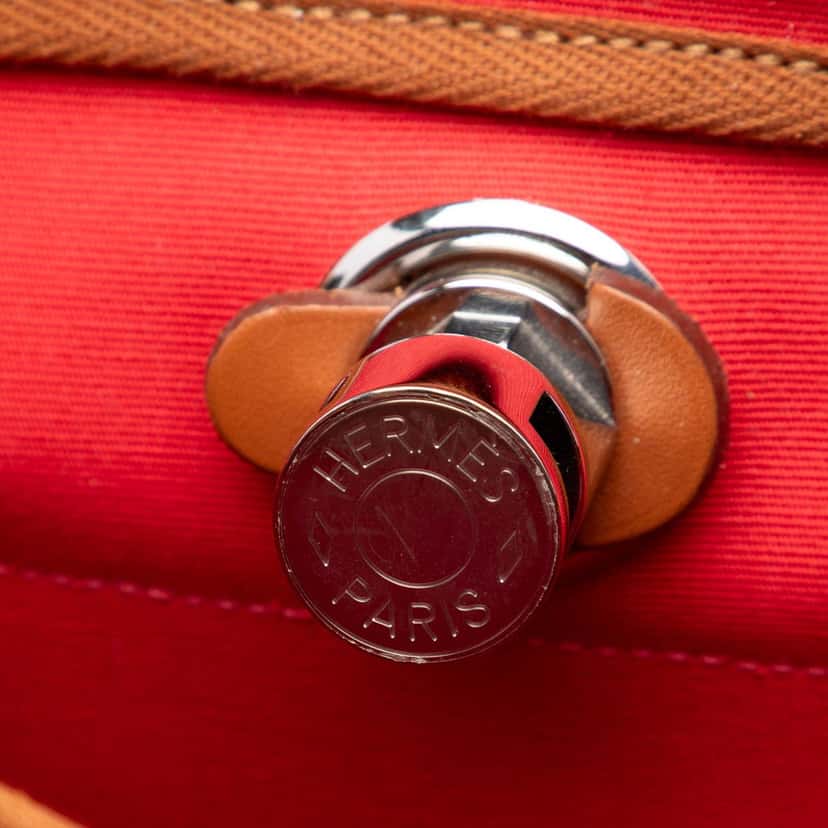 Hermès Toile Herbag A Dos Zip Retourne Backpack Red Very good condition - Box View
