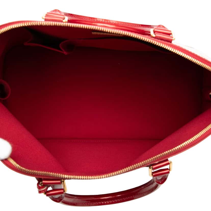 Louis Vuitton Monogram Vernis Alma GM Red Leather Very good condition - Model View