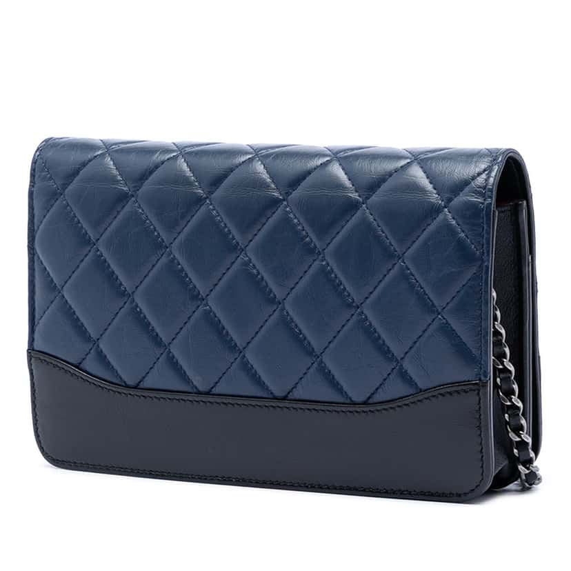 Chanel Bicolor Quilted Aged Calfskin Gabrielle Wallet On Chain Blue Leather Very good condition - Back View