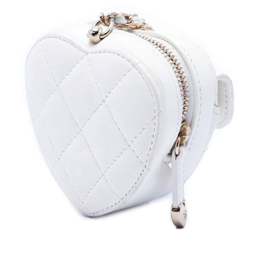 Chanel Mini Quilted Lambskin CC in Love Heart Necklace Bag White Leather Very good condition - Back View