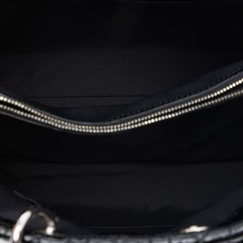 Dior Large Patent Cannage Lady Dior Soft Shopping Tote Black Leather Very good condition - Model View