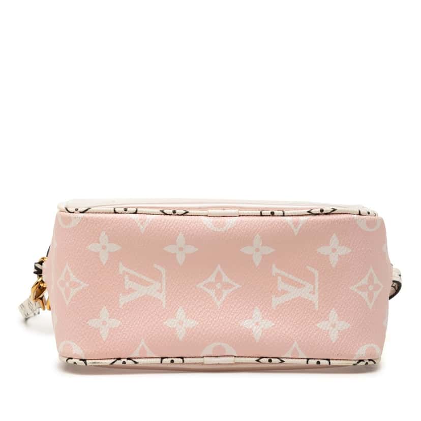 Louis Vuitton Monogram Giant Beach Pouch Red Plastic Very good condition - Inside View