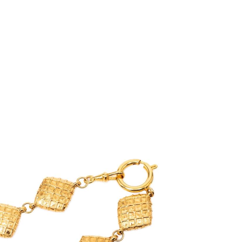 Chanel CC Gold Plated Quilted Diamond Necklace Gold Metal Very good condition - Back View