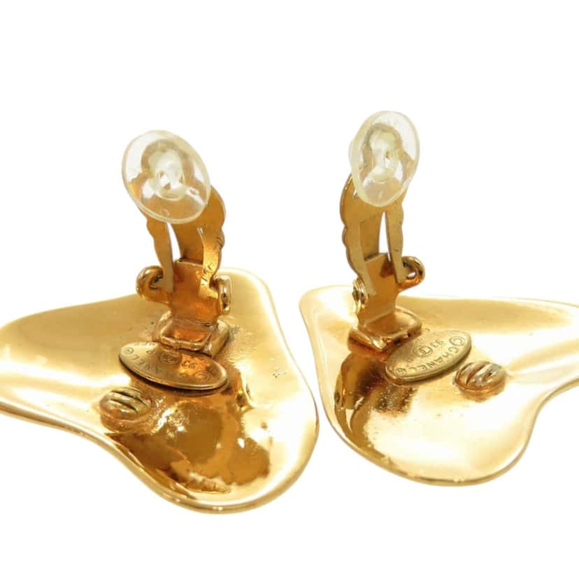 Chanel CC Gold Plated Heart Clip On Earrings Gold Metal Very good condition - Inside View