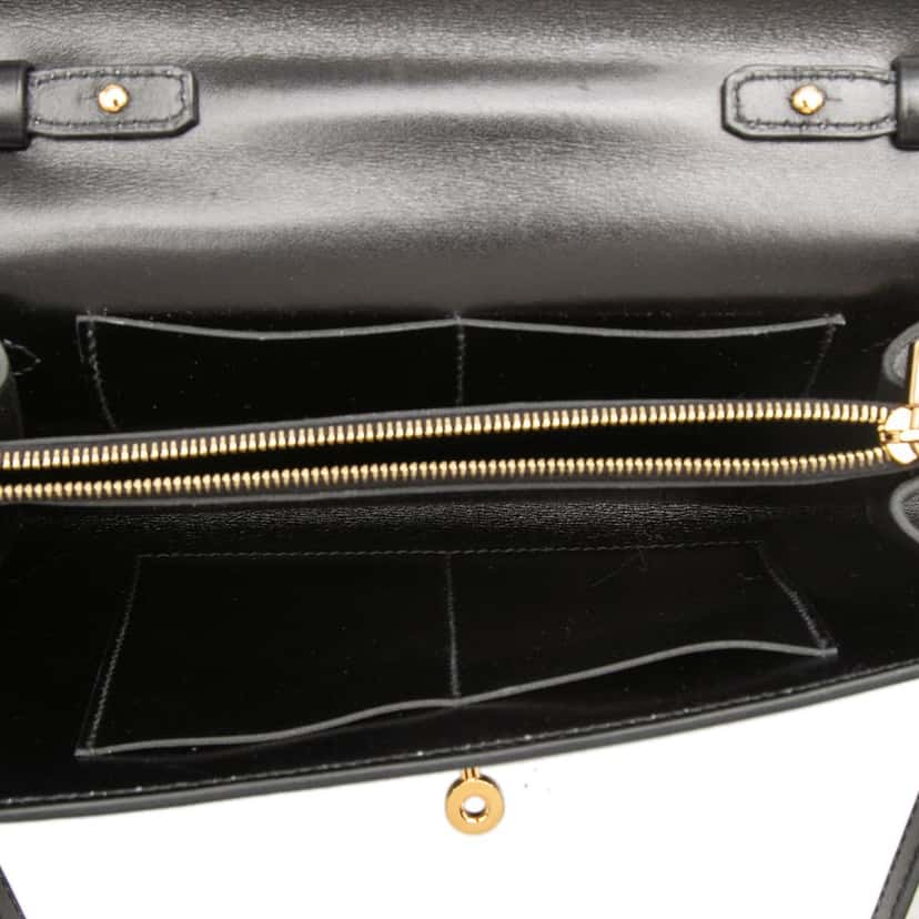 Hermès Box Calf Kelly To Go Wallet Black Leather Very good condition - Model View