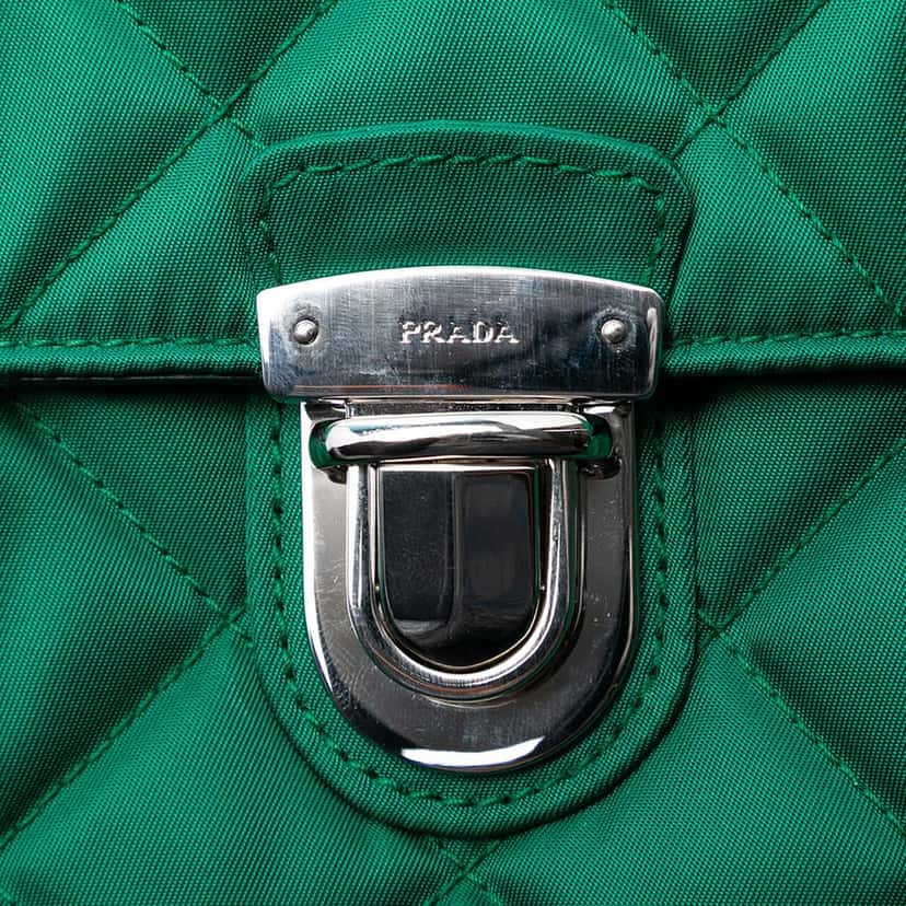 Prada Impuntu Tessuto Chain Crossbody Green Very good condition - Box View