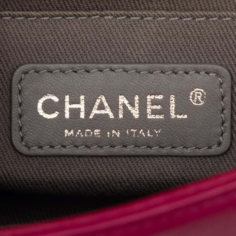 Chanel Small Quilted Velvet Boy Flap Pink Very good condition - Box View