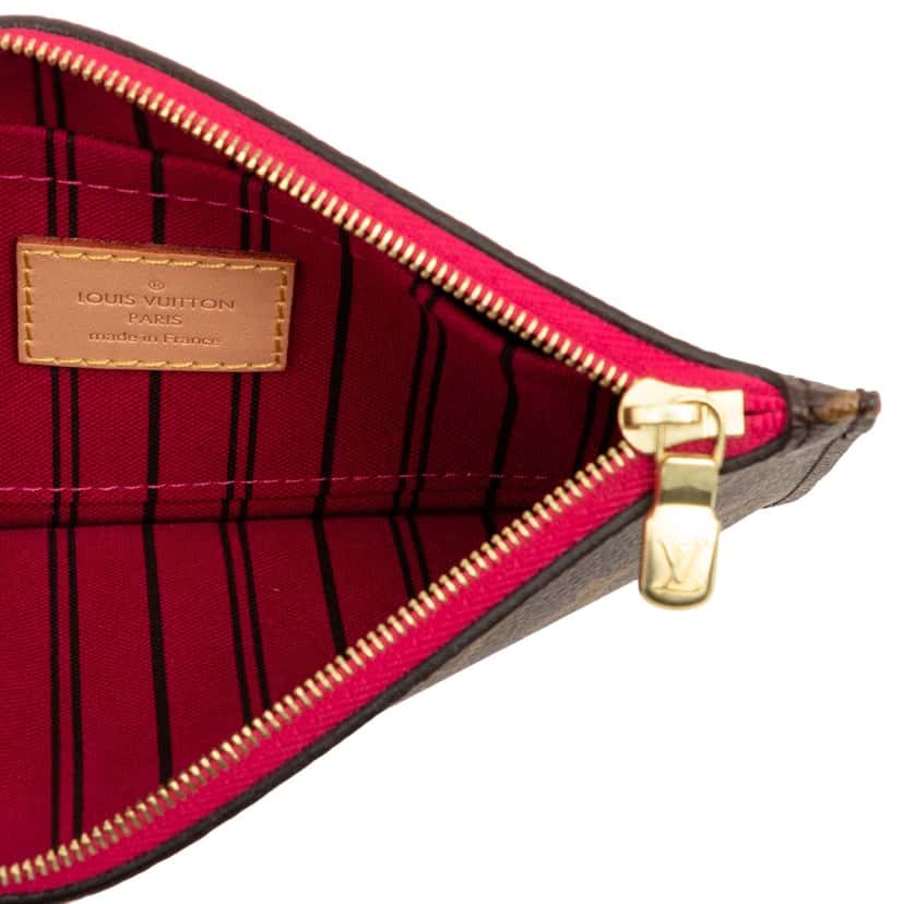Louis Vuitton Monogram Neverfull Pochette PM Brown Very good condition - Model View