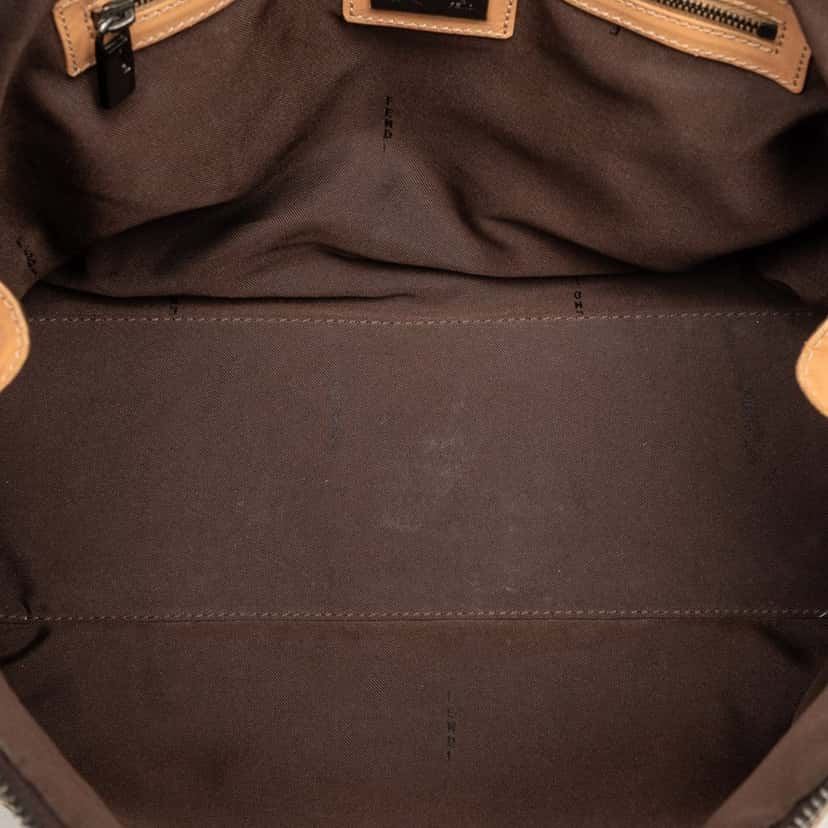 Fendi Zucchino Canvas Shoulder Bag Brown Very good condition - Model View