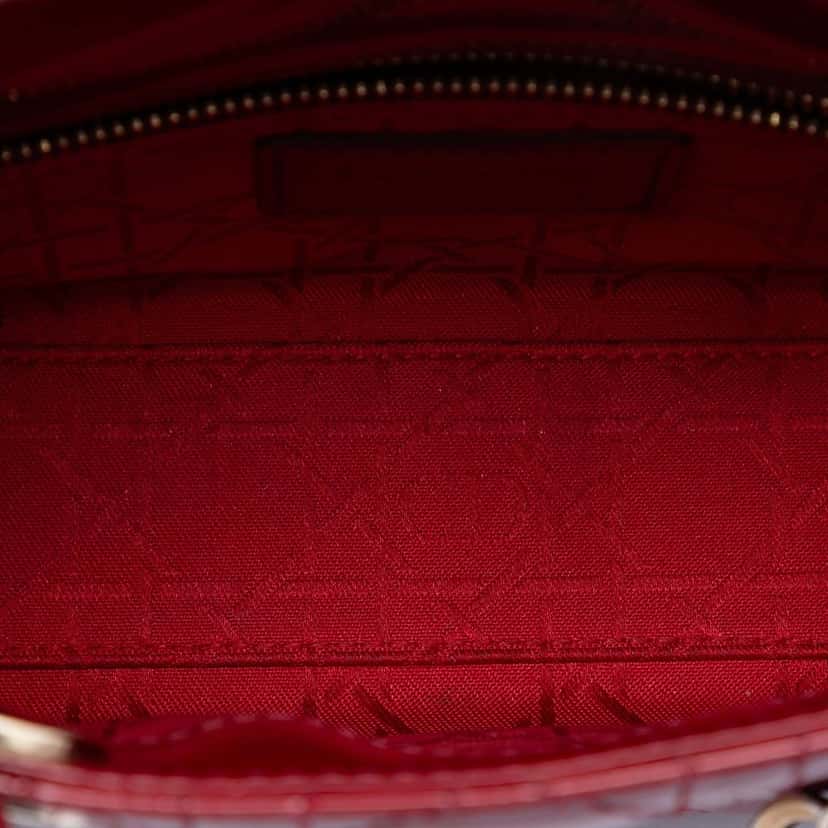 Dior Mini Patent Cannage Lady Dior Red Leather Very good condition - Model View