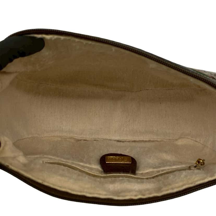 Gucci GG Supreme Web Crossbody Beige Very good condition - Model View