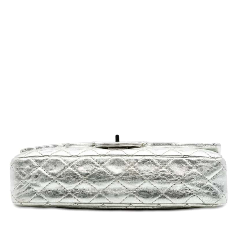 Chanel Metallic Aged Calfskin Reissue 2.55 Double Flap 225 Silver Leather Very good condition - Inside View