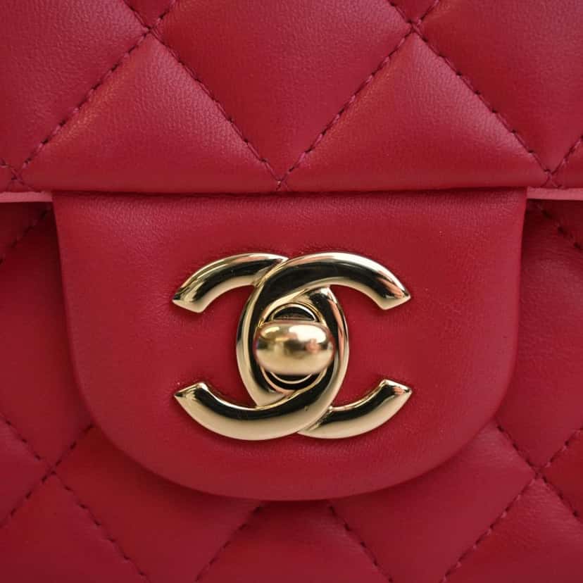 Chanel Mini Rectangular Classic Lambskin Top Handle Flap Red Leather Very good condition - Model View
