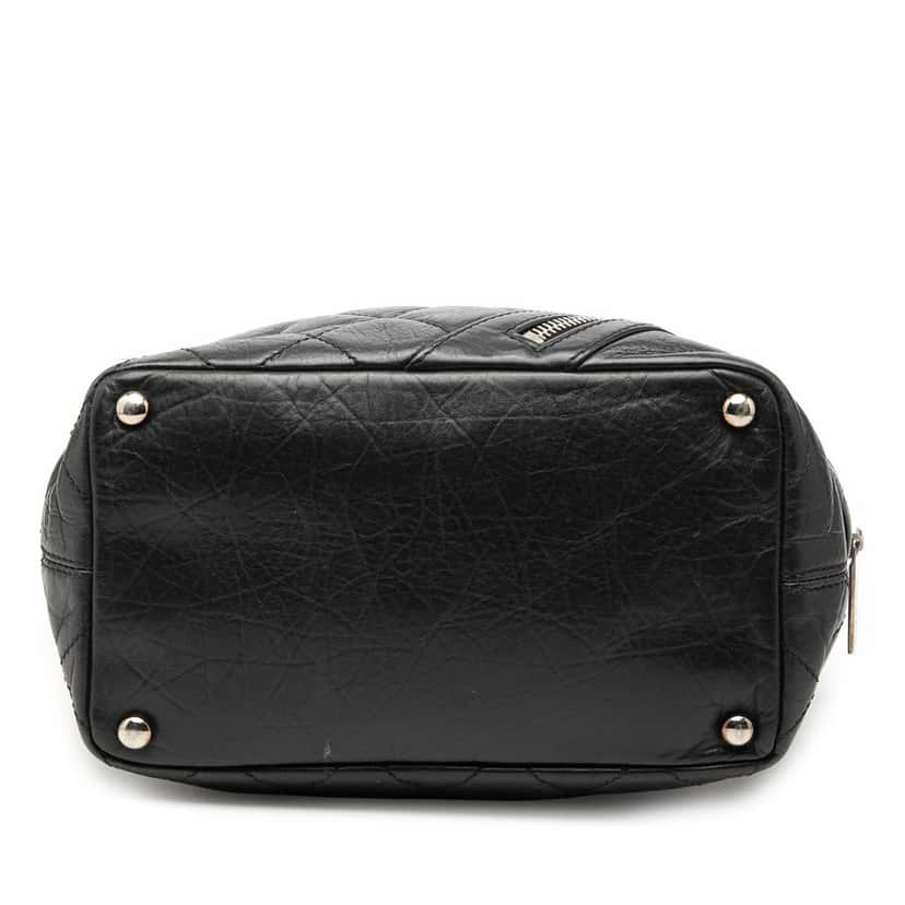 Chanel Small Quilted Aged Calfskin Cotton Club Tote Black Leather Very good condition - Inside View