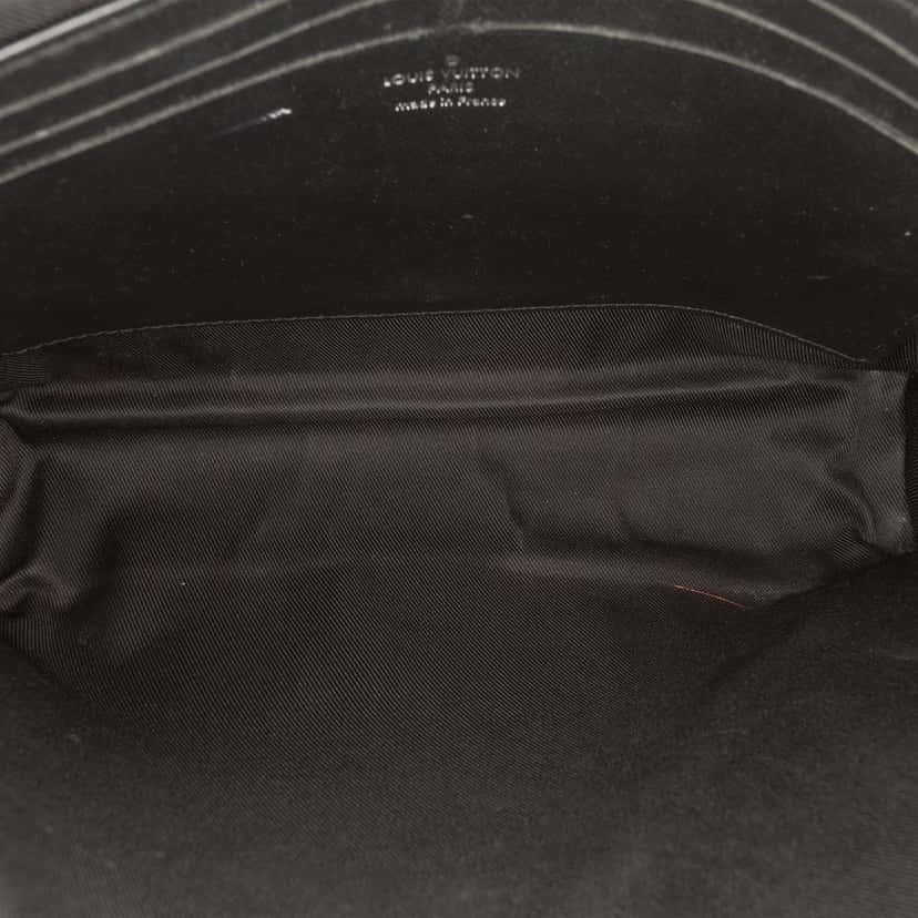 Louis Vuitton Damier Graphite Pochette Voyage MM Black Very good condition - Model View
