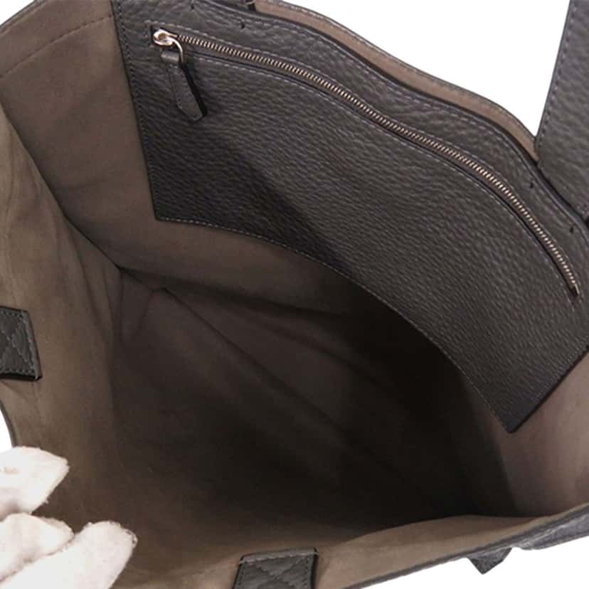 Fendi Leather Roma Flat Tote Other Leather Very good condition - Inside View